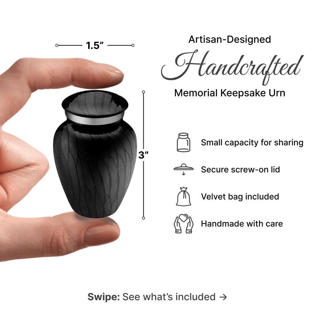 Serenity Curve Pearl Urn