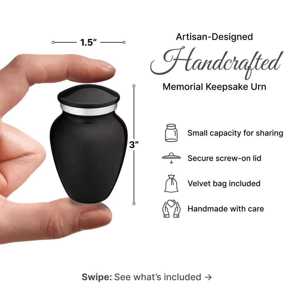 Serenity Curve Plain Urn