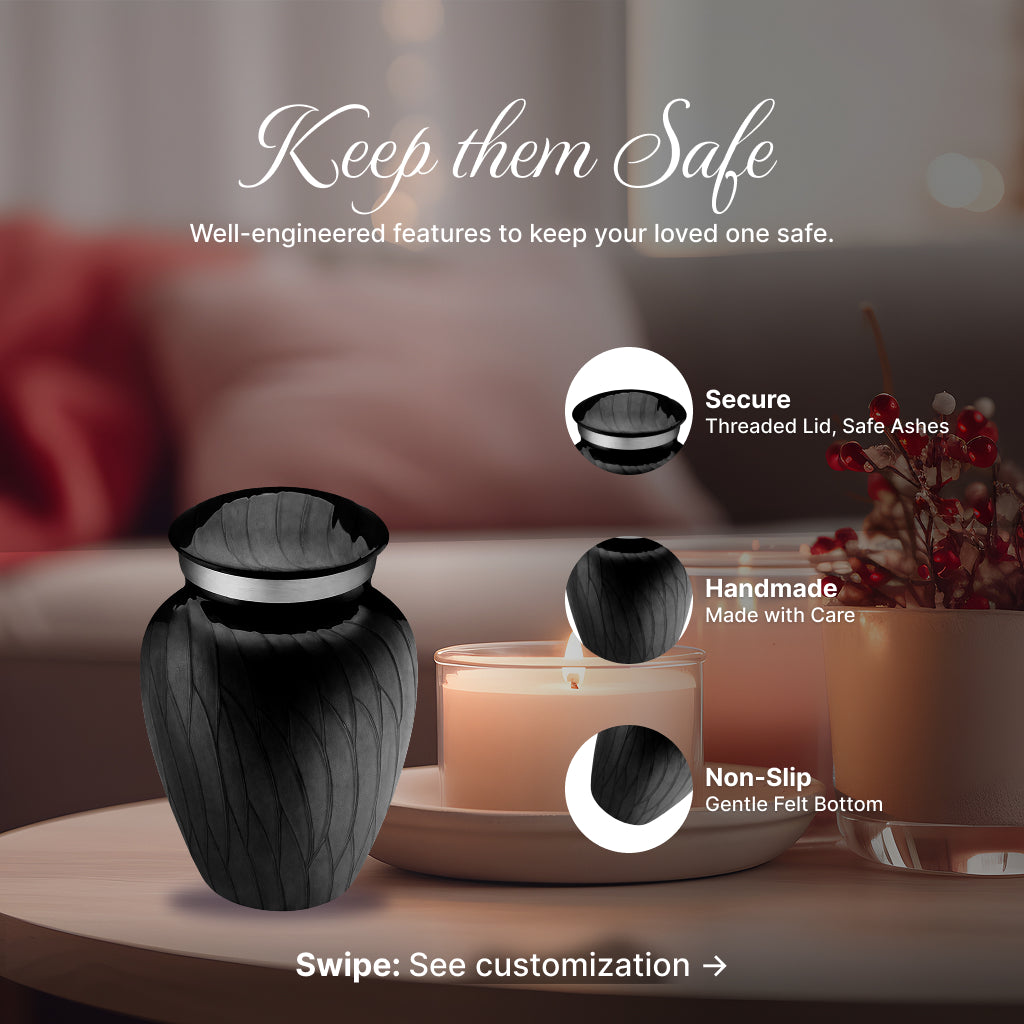 Serenity Curve Pearl Urn