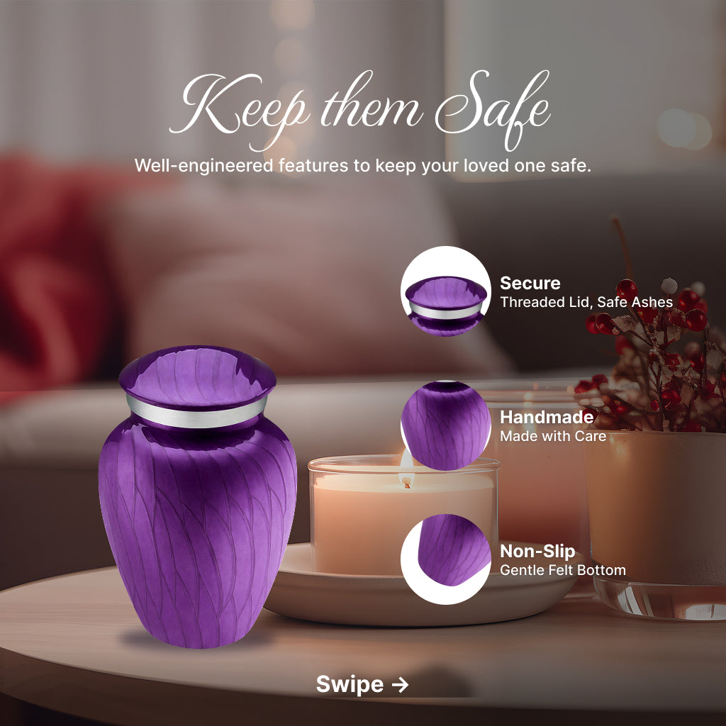 Serenity Curve Pearl Urn