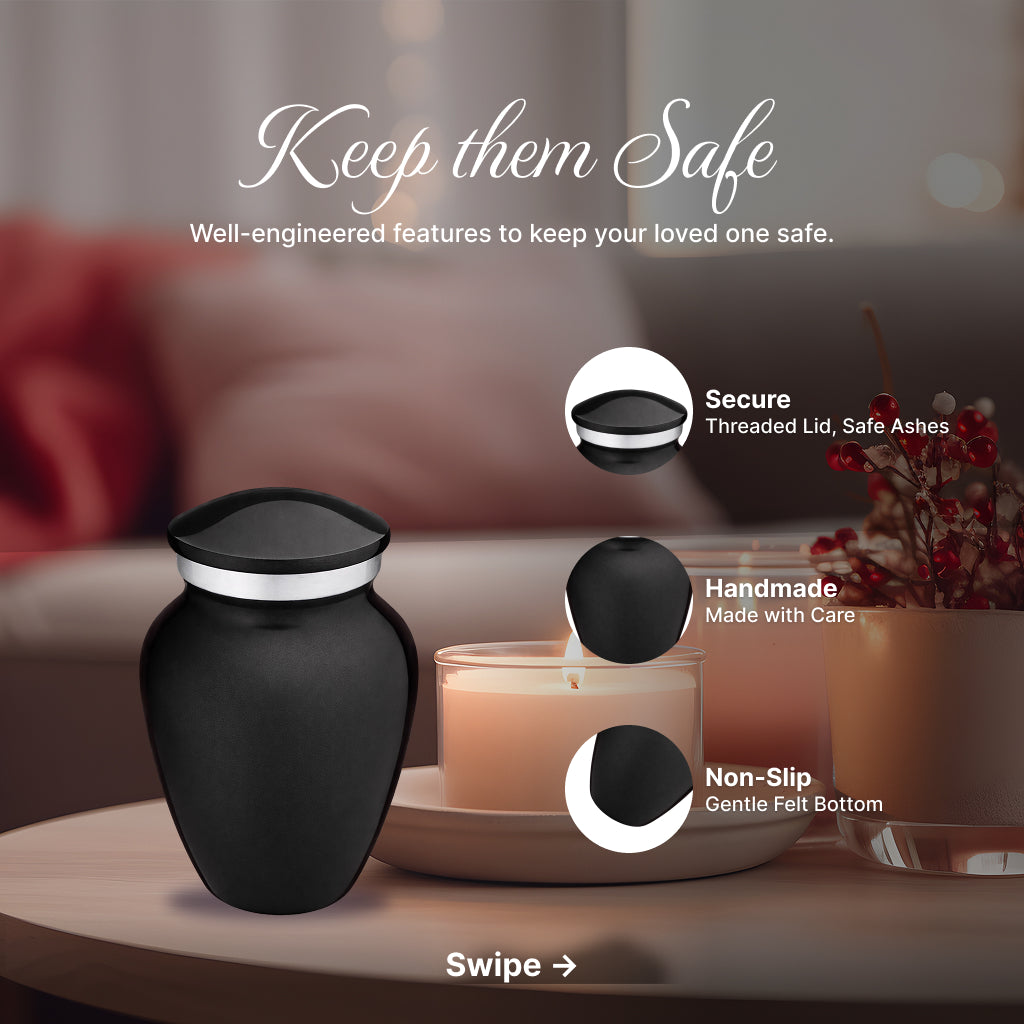 Serenity Curve Plain Urn