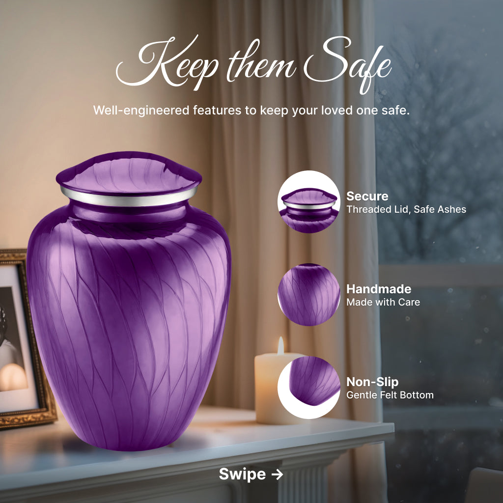 Serenity Curve Pearl Urn