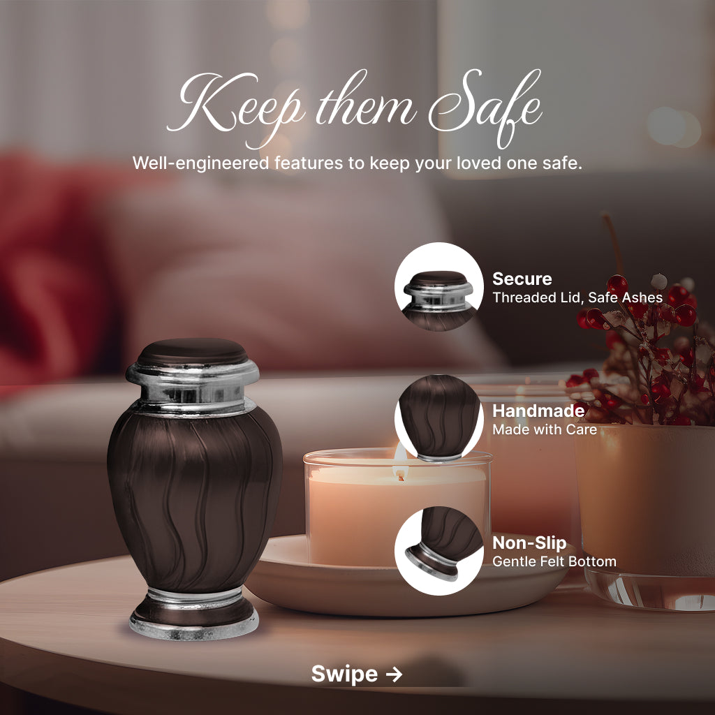 Minimalistic Hotep Cremation Urn