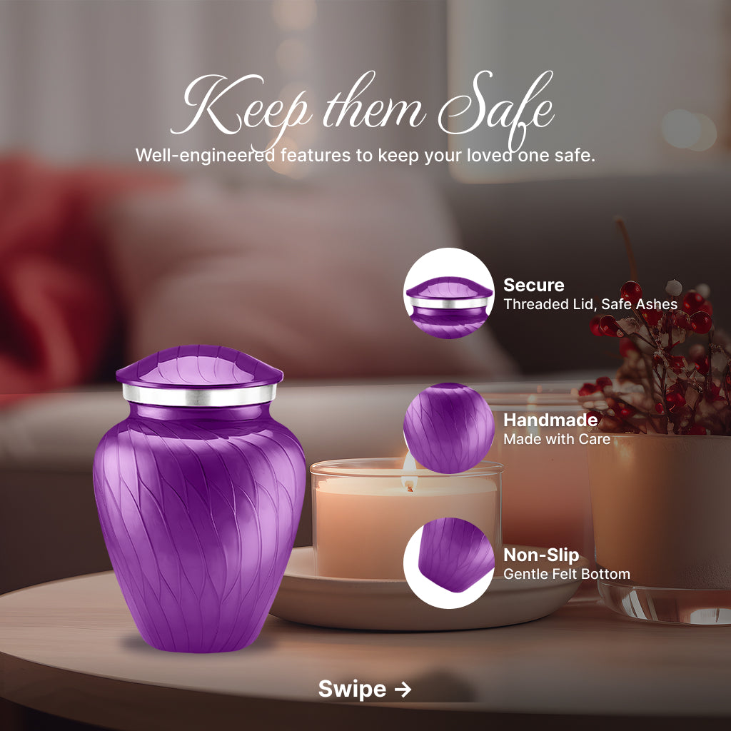 Serenity Curve Pearl Urn