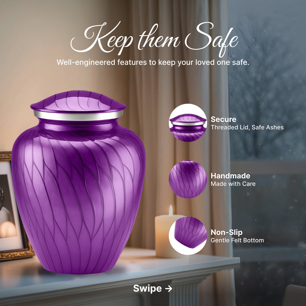 Serenity Curve Pearl Urn