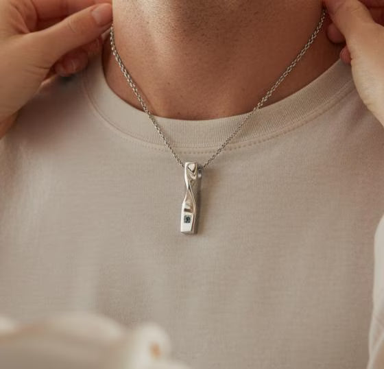 Cube Twist Necklace with Crystal Stone